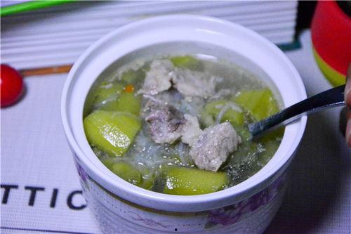 产妇吃瓜汤,瓜汤的营养与功效解析