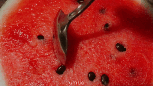 上游新闻吃瓜,揭秘娱乐圈最新“吃瓜”事件，真相令人咋舌