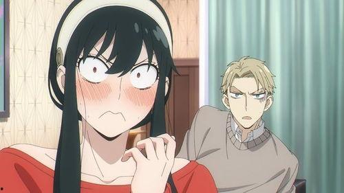 劳埃德吃瓜被拖走,一场意外引发的舆论风暴